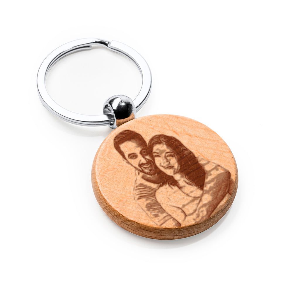 Breloc din lemn rotund