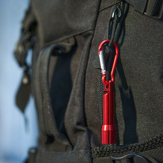 Lanternă LED mini cu breloc carabină