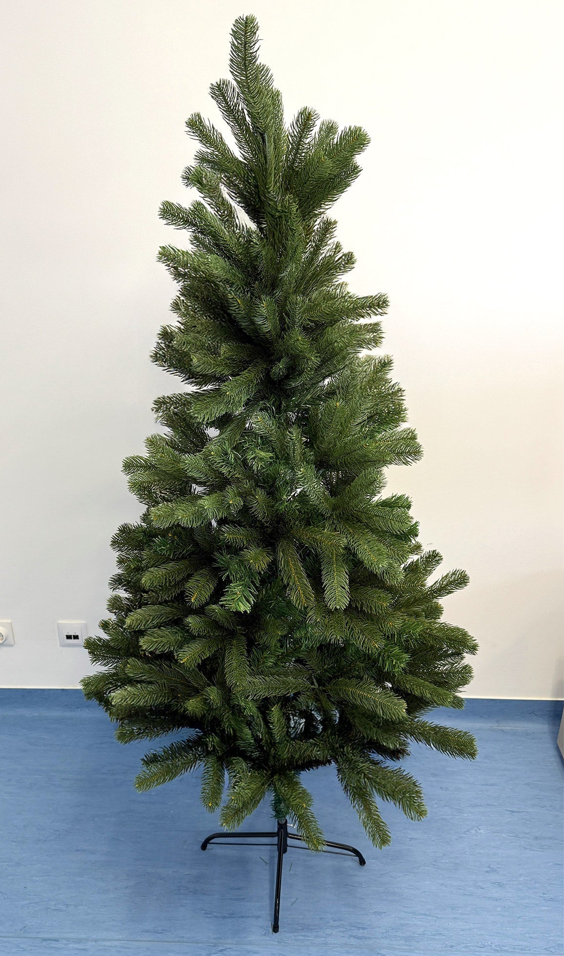 Brad artificial realistic Crăciun cu suport metalic - Molid