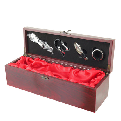 Cutie premium cadou din lemn cu accesorii pentru vin